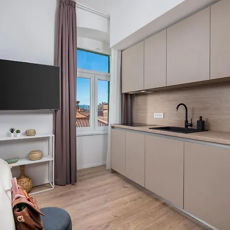 Appartamento Mini Palais