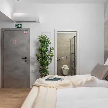 Apartment Mini Palais