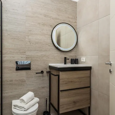 Mini Palais Apartment