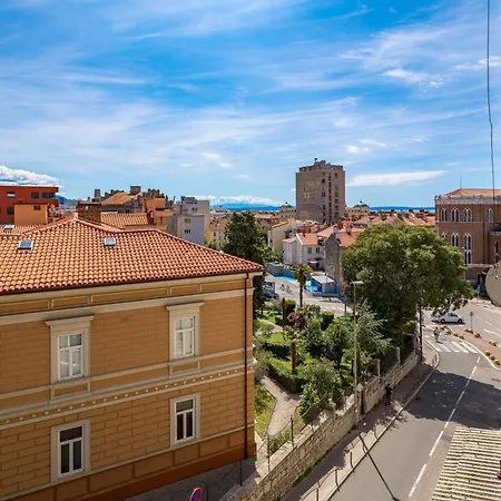 Appartamento Mini Palais
