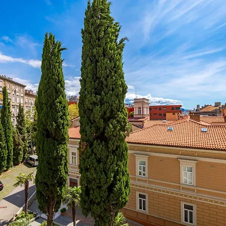 Appartamento Mini Palais
